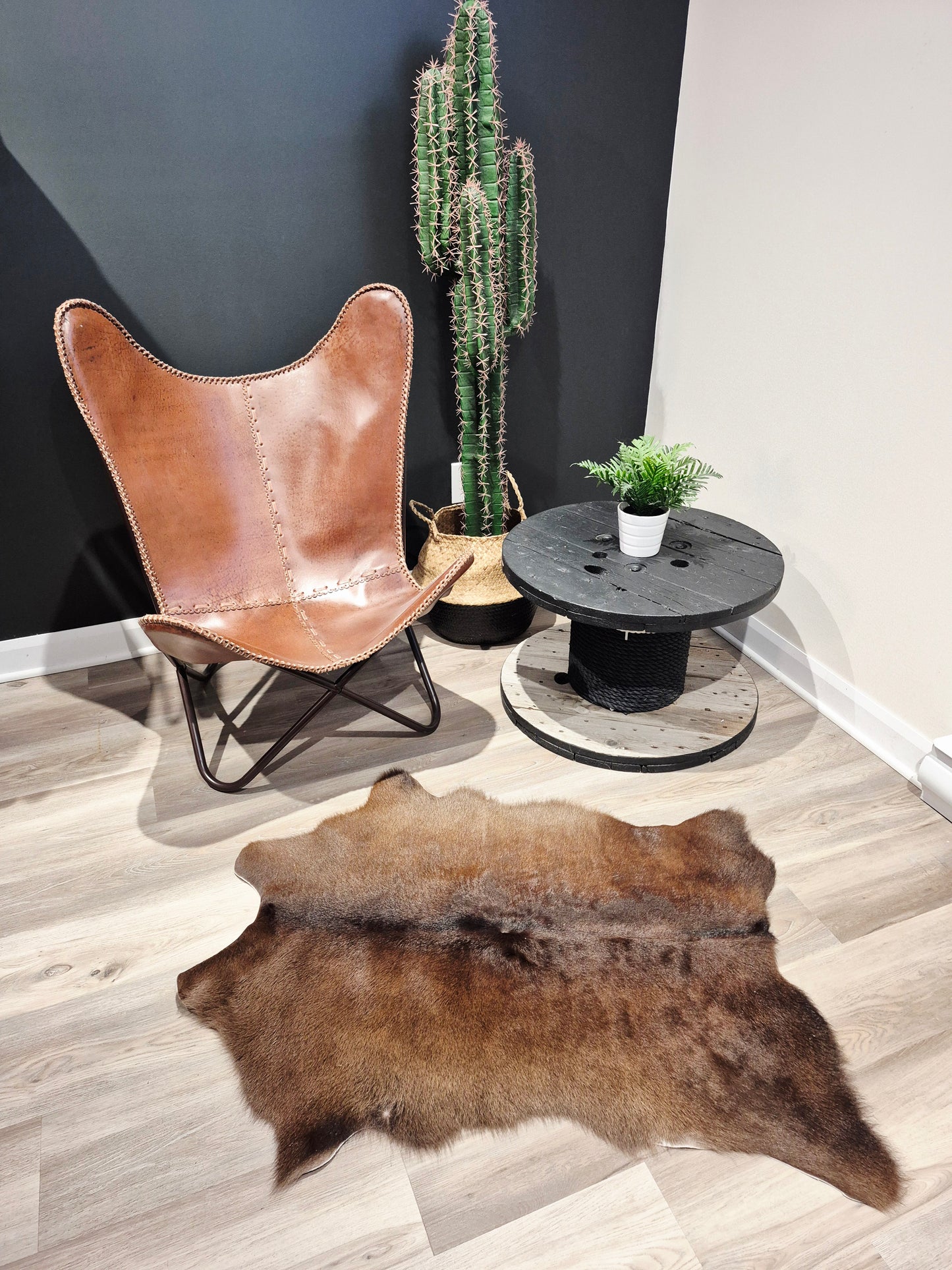 Peau de veau 44'' x 36'' (V#40)