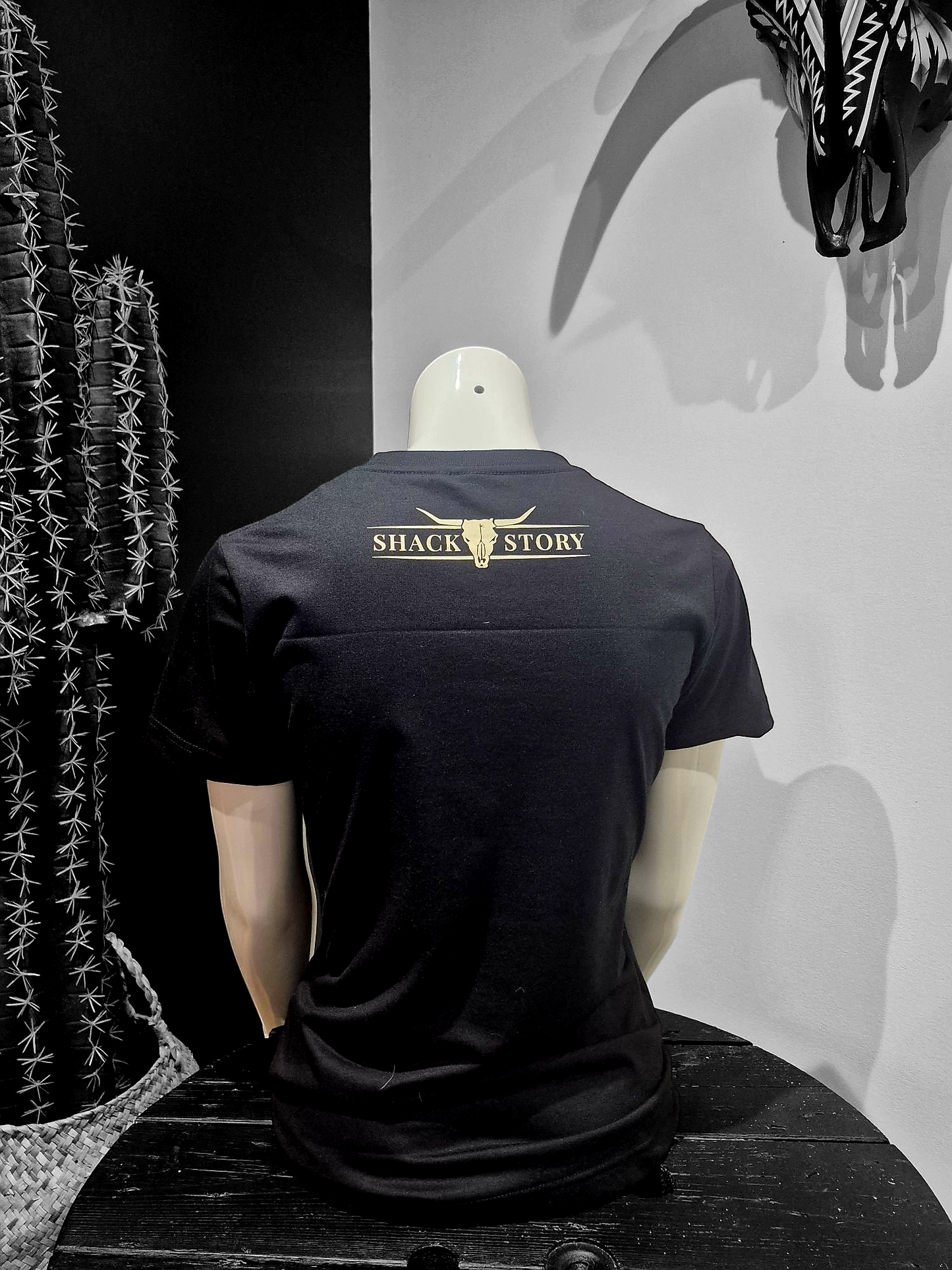 Bounty Hunters Nashville Experience | Black T-Shirt | Women