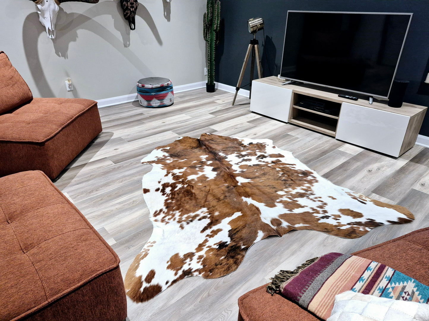 Cowhide rug 5'11" x 6'2" (R#98)