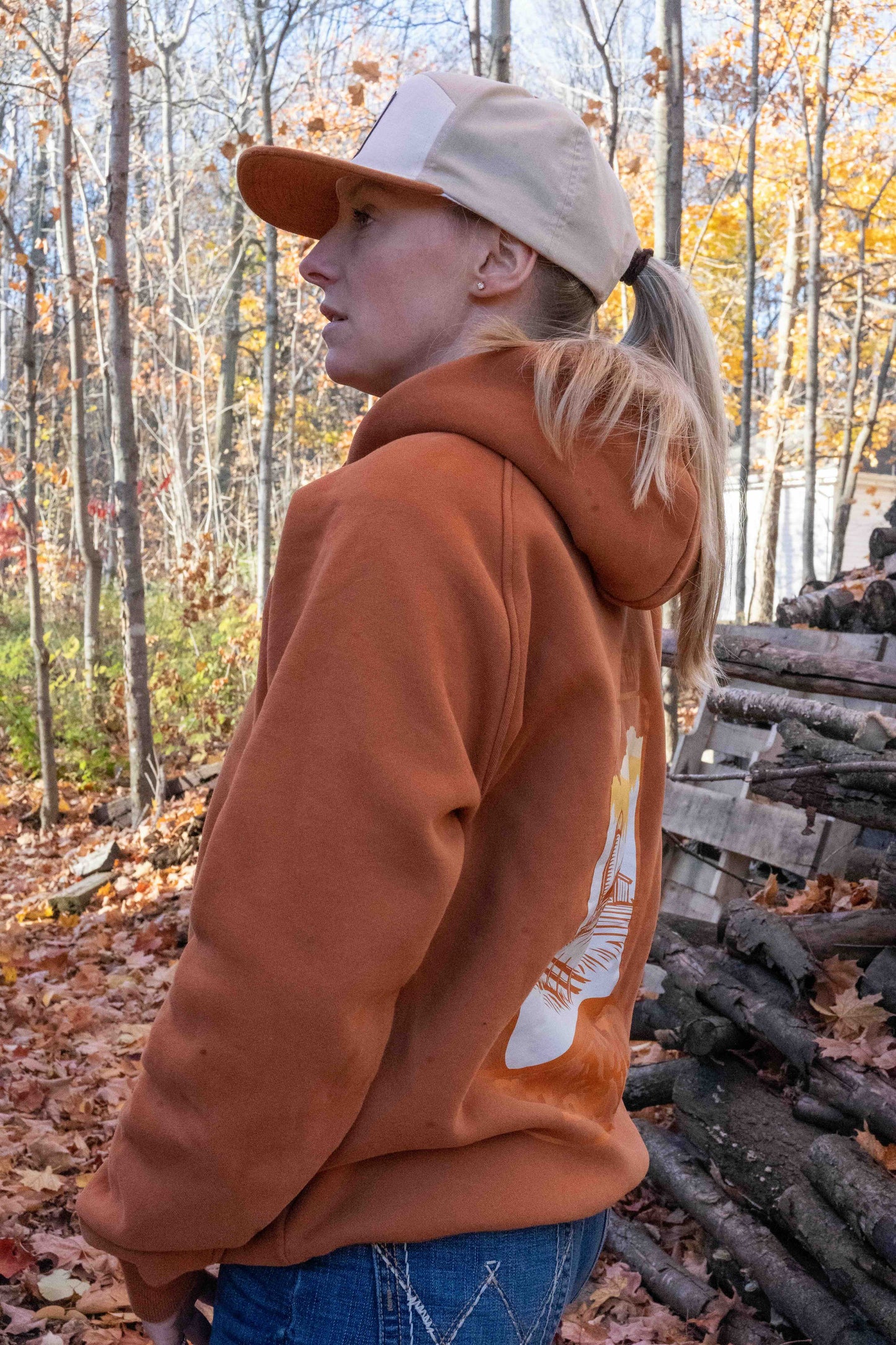 Le Hoodie "Farm Edition": conçu pour la chaleur, défini par l'héritage.