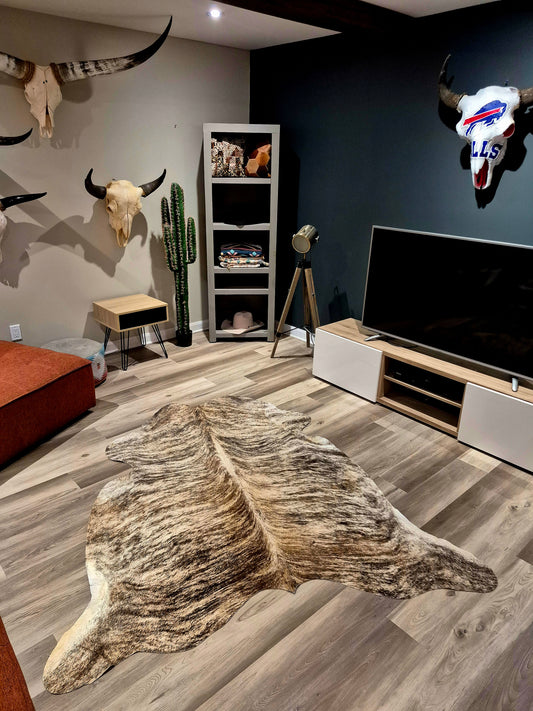 Peau de vache 7'3'' x 5'3'' (R#85)