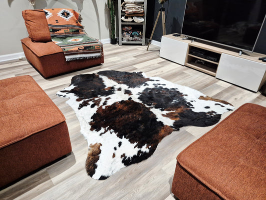 Cowhide rug 6' x 6'1'' (R#108)