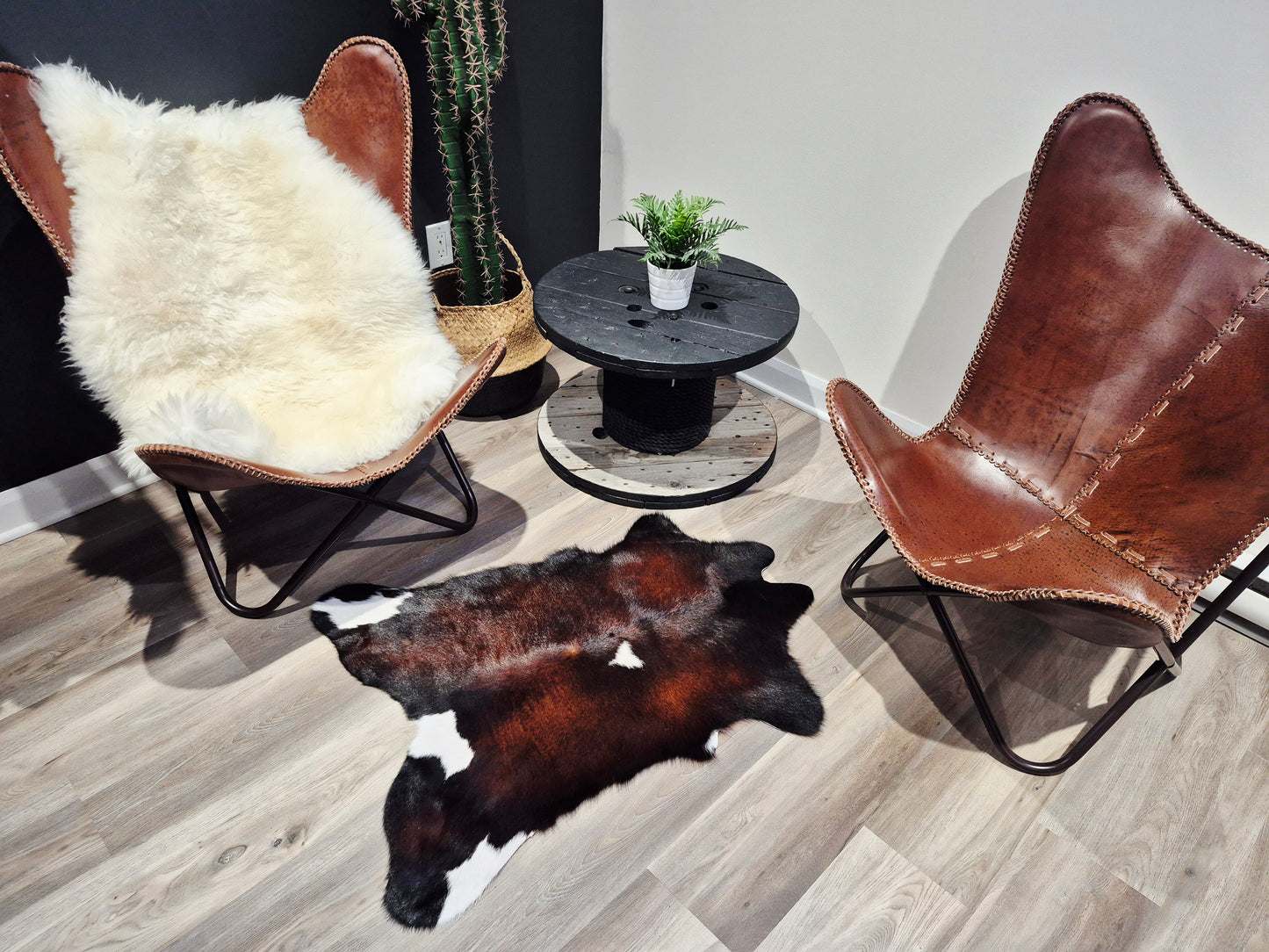 Peau de veau 44'' x 36'' (V#40)