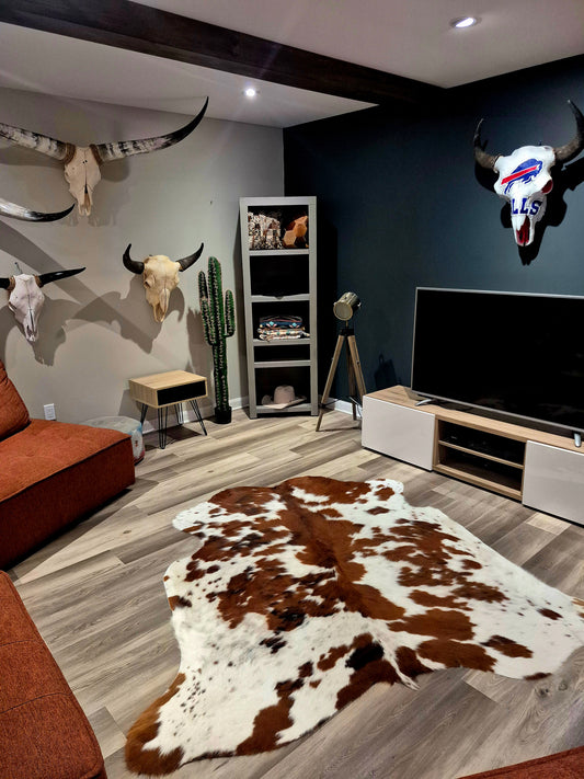 Tapis en peau de vache 7'11" x 6'8" (R#3)