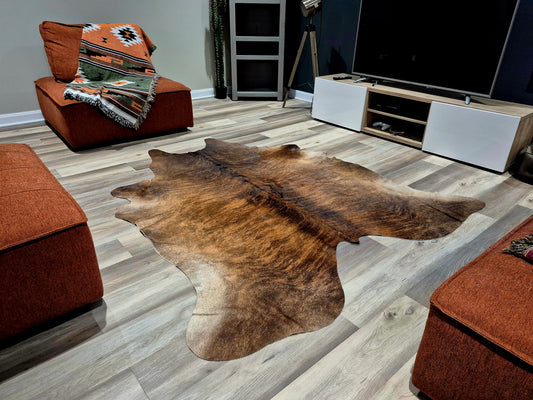 Peau de vache 7'3'' x 5'3'' (R#85)