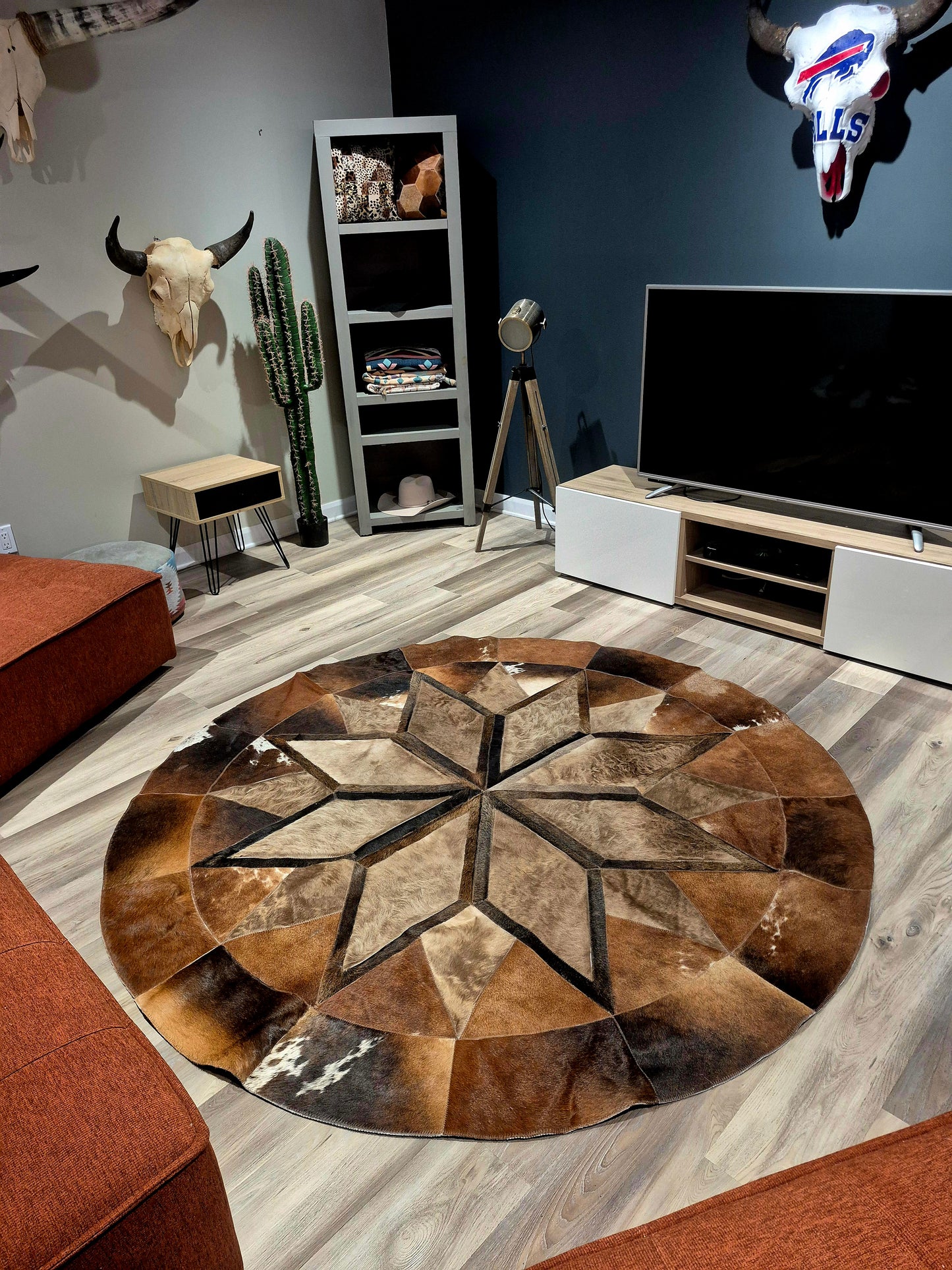Cowhide rug "patchwork" 6'7" C#6