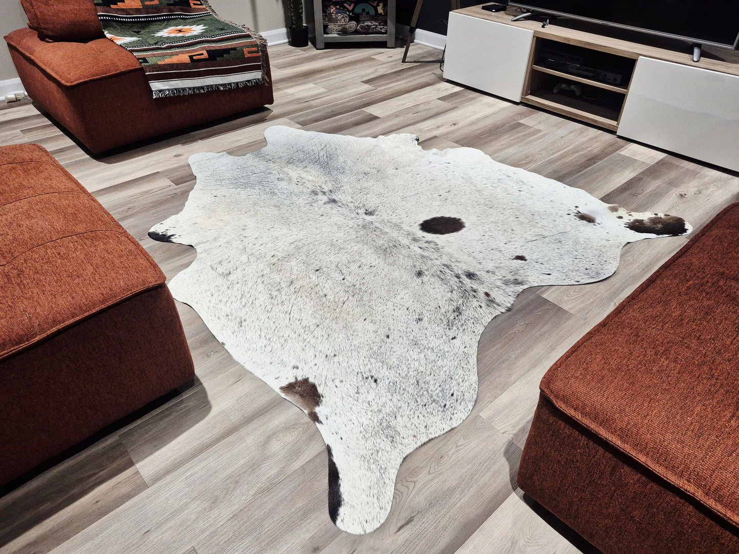 Cowhide rug 6'8 x 6' (R#112)